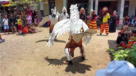 Anak Bujang dan Burung Garuda: Eine Geschichte voller Mystik und magischer Verwandlung!